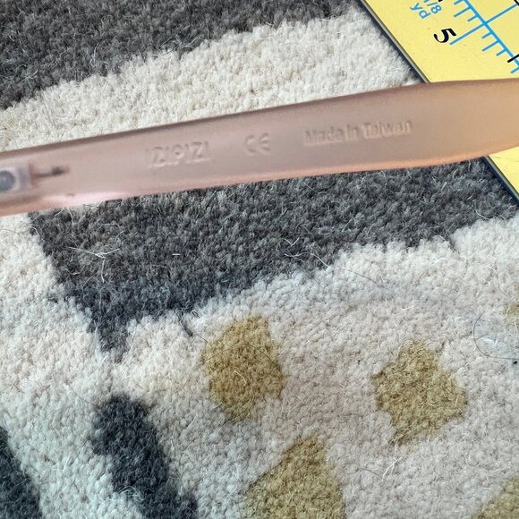 Izipizi #C pink sunglasses - Picture 7 of 8